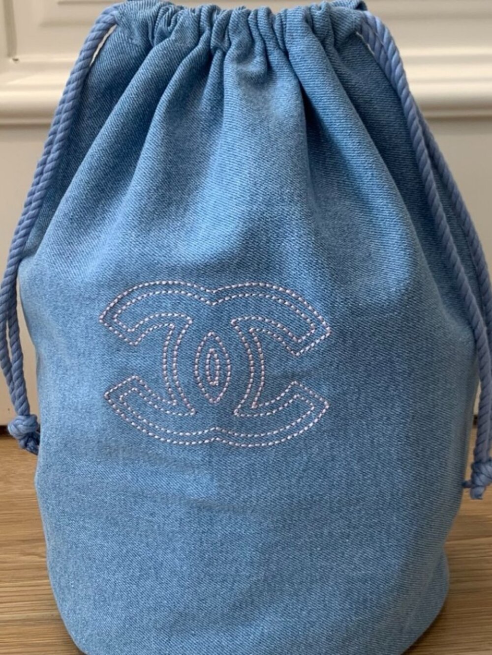 CHANEL DENIM BUCKET BAG [N.I.B.]